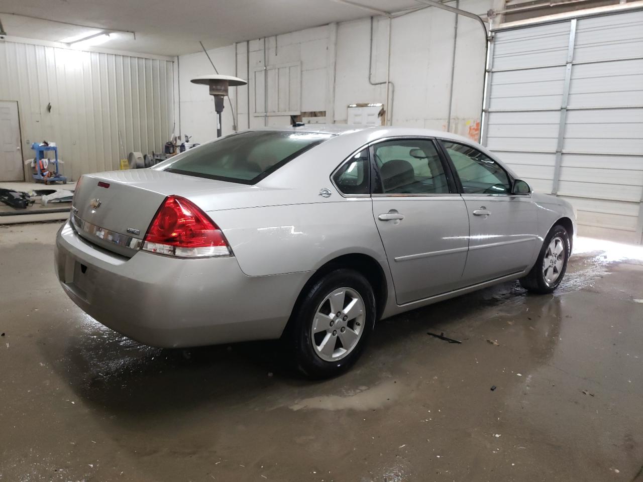2007 Chevrolet Impala - Image 3