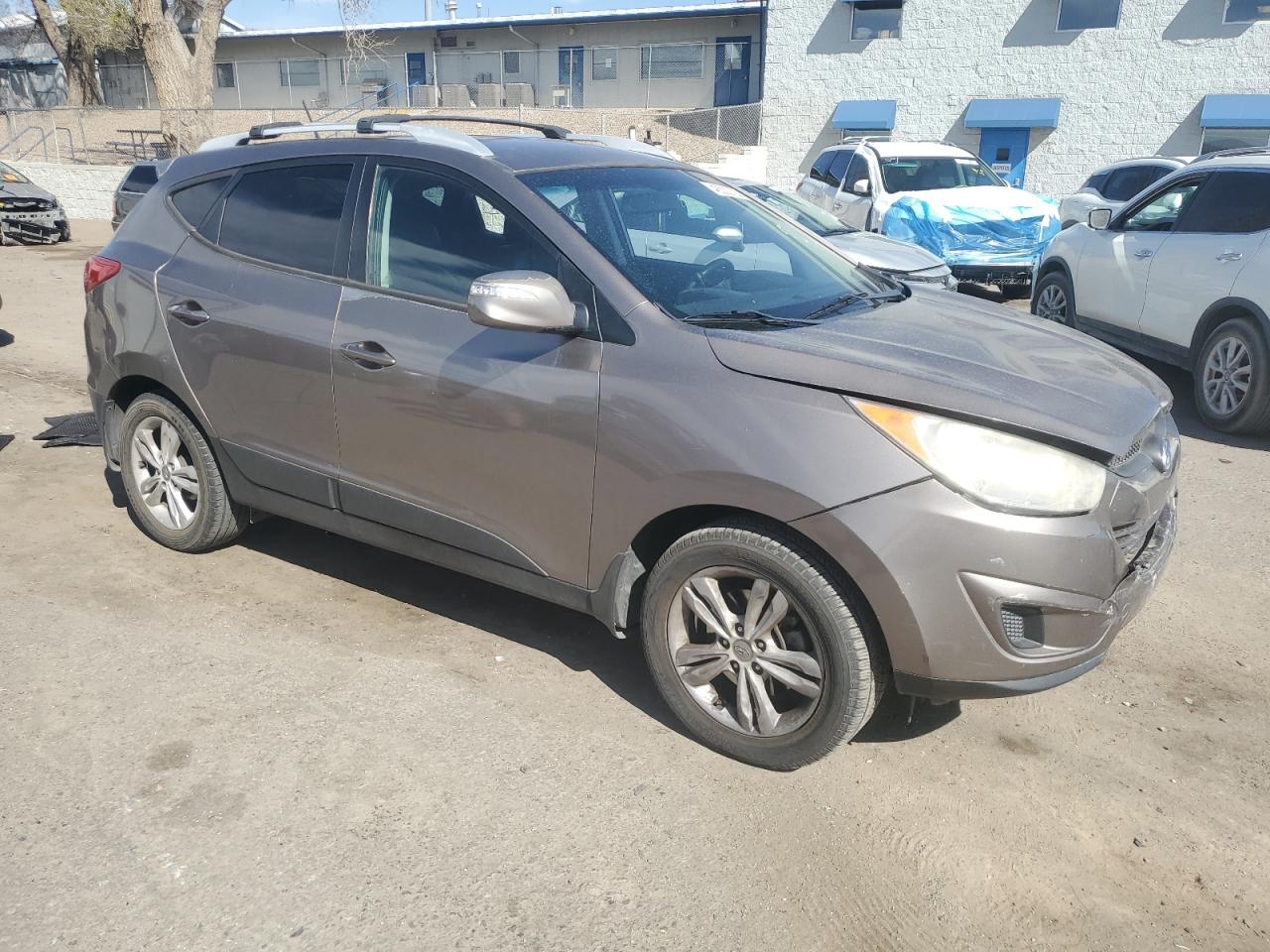 2012 Hyundai Tucson - Image 4