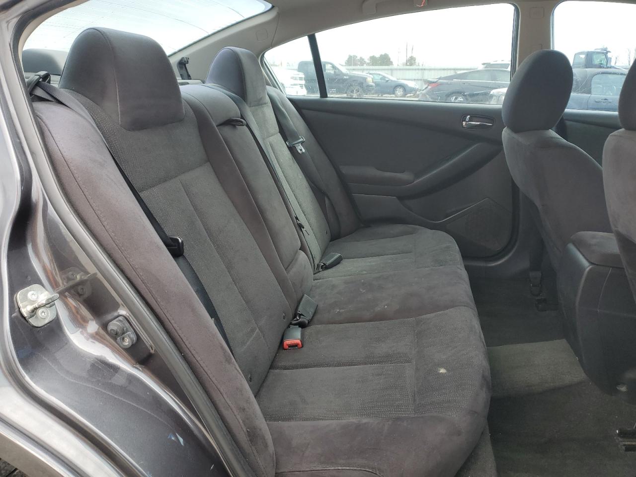 2011 Nissan Altima - Image 10
