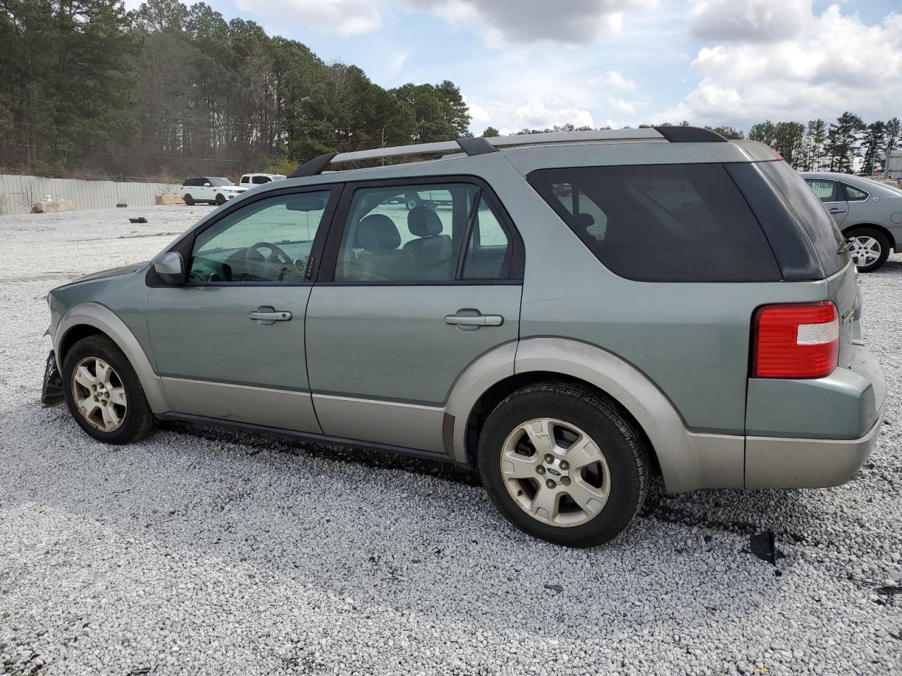 2006 Ford Freestyle - Image 2