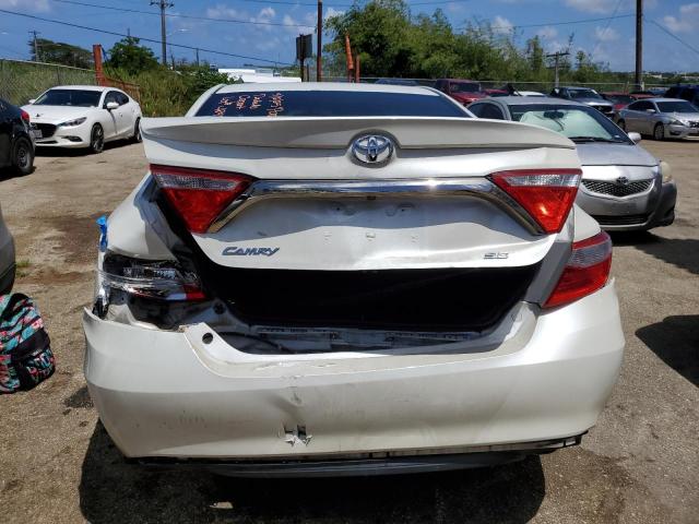  TOYOTA CAMRY 2015 Biały
