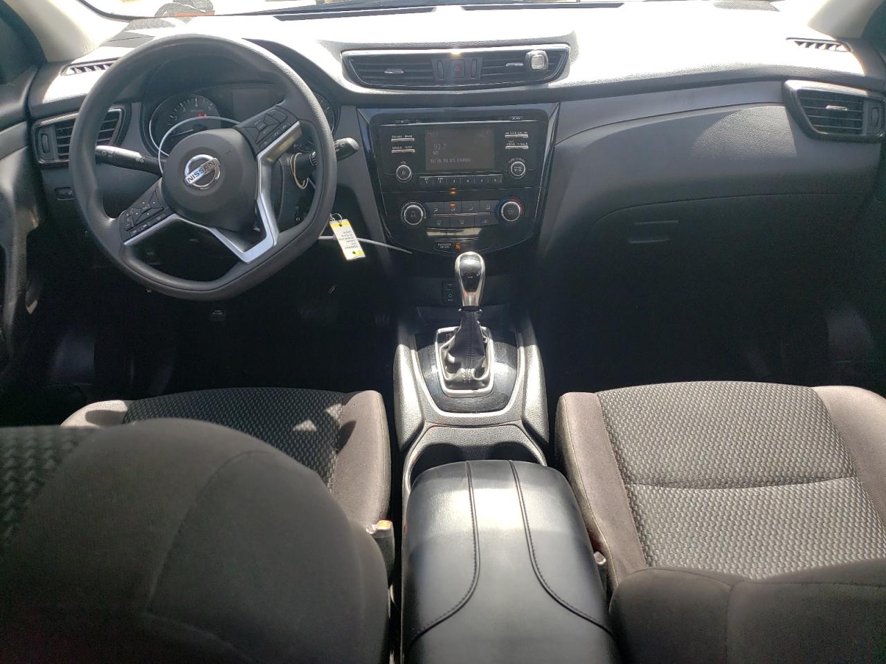 JN1BJ1CPXJW105909 NISSAN ROGUE 2018