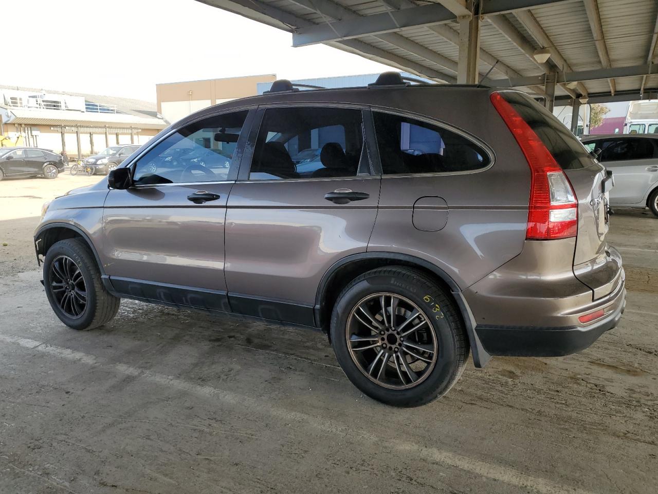 2010 Honda CR-V - Image 2