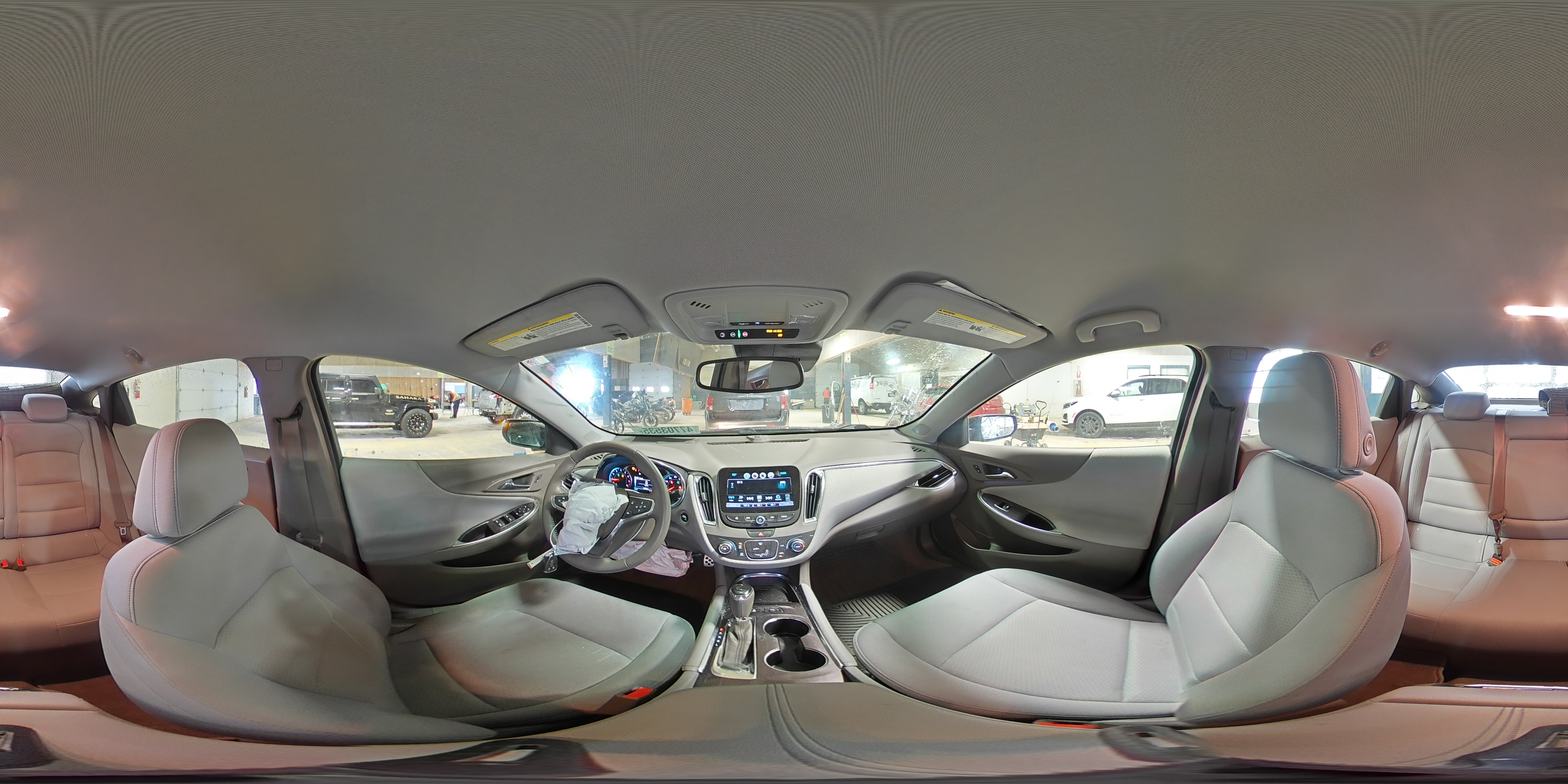 2016 Chevrolet Malibu - Image 13