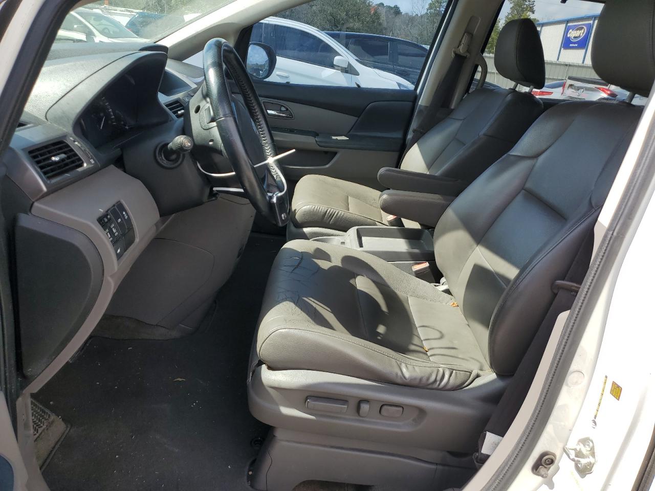 2015 Honda Odyssey - Image 7