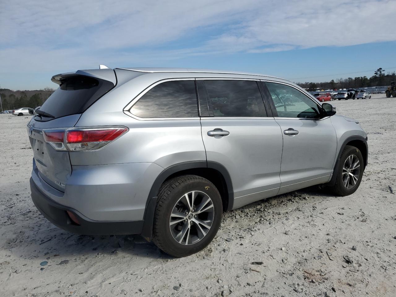 5TDJKRFHXGS253964 TOYOTA HIGHLANDER 2016
