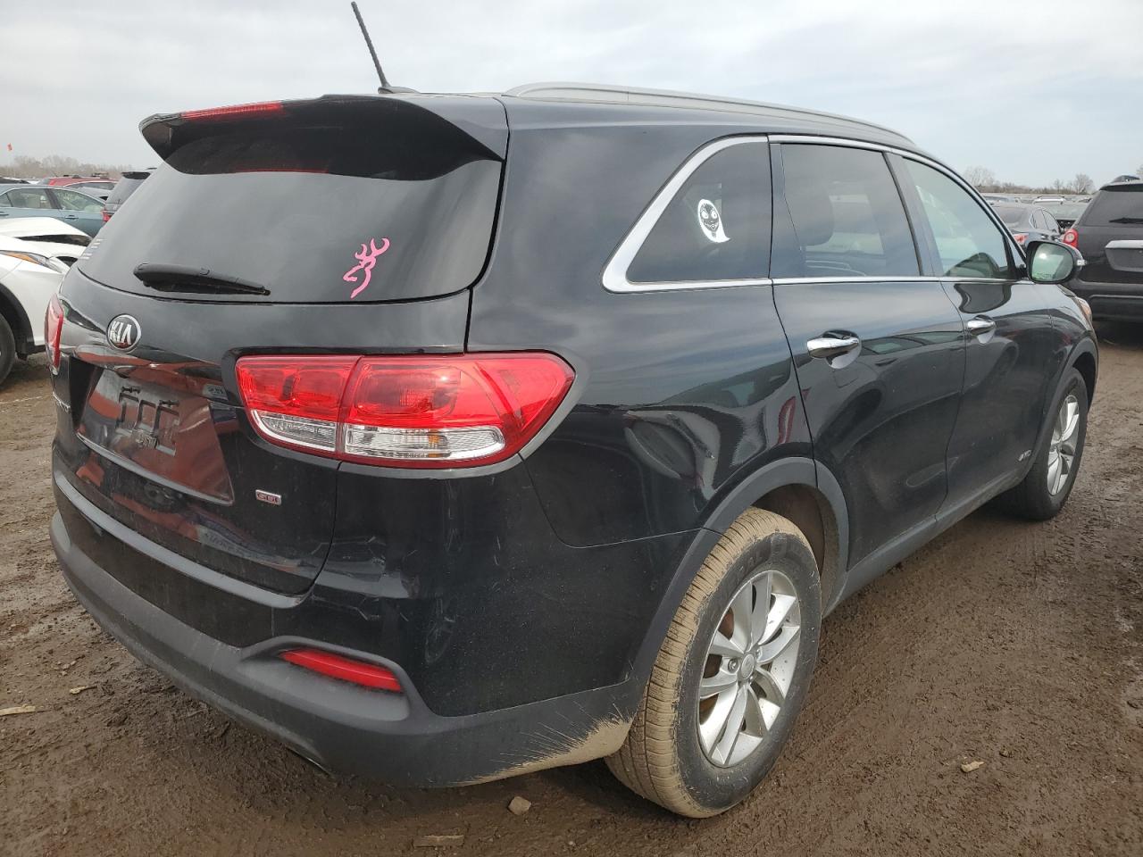 2016 Kia Sorento - Image 3