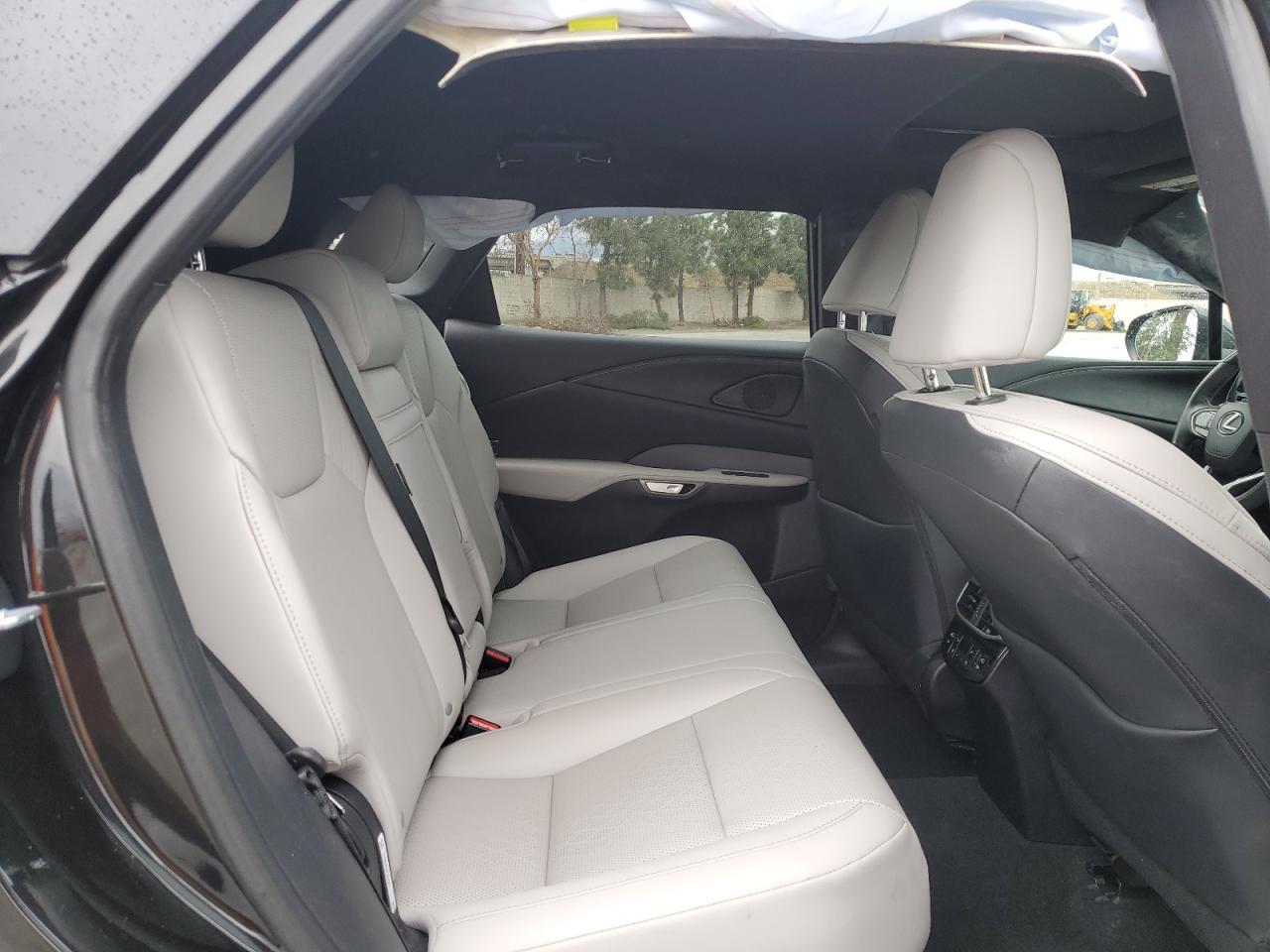 2023 Lexus RX - Image 11