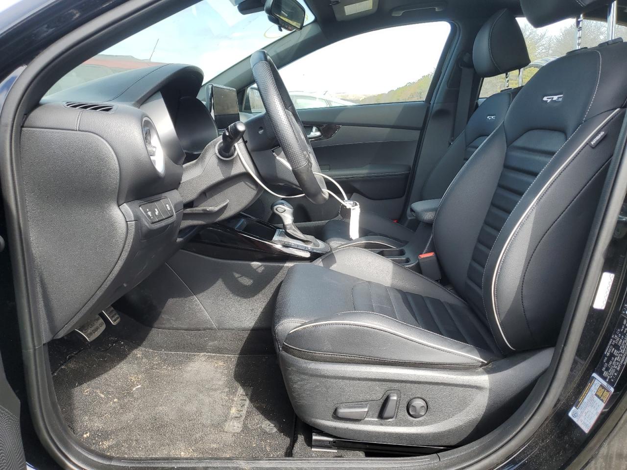 2023 Kia Forte - Image 7