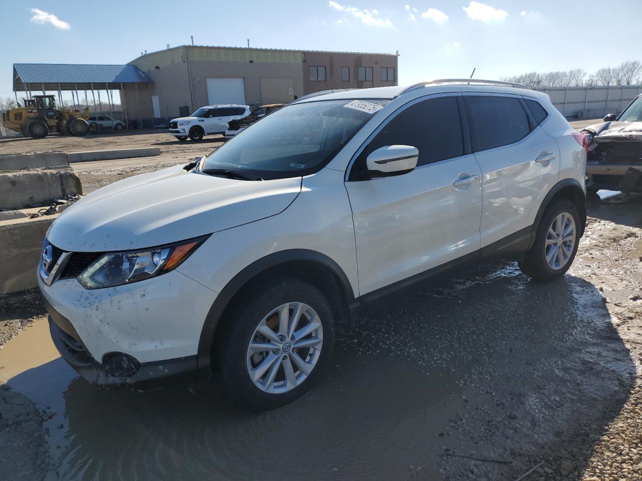 JN1BJ1CR8HW128746 NISSAN ROGUE 2017