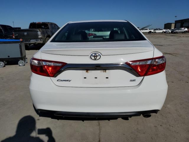  TOYOTA CAMRY 2017 White
