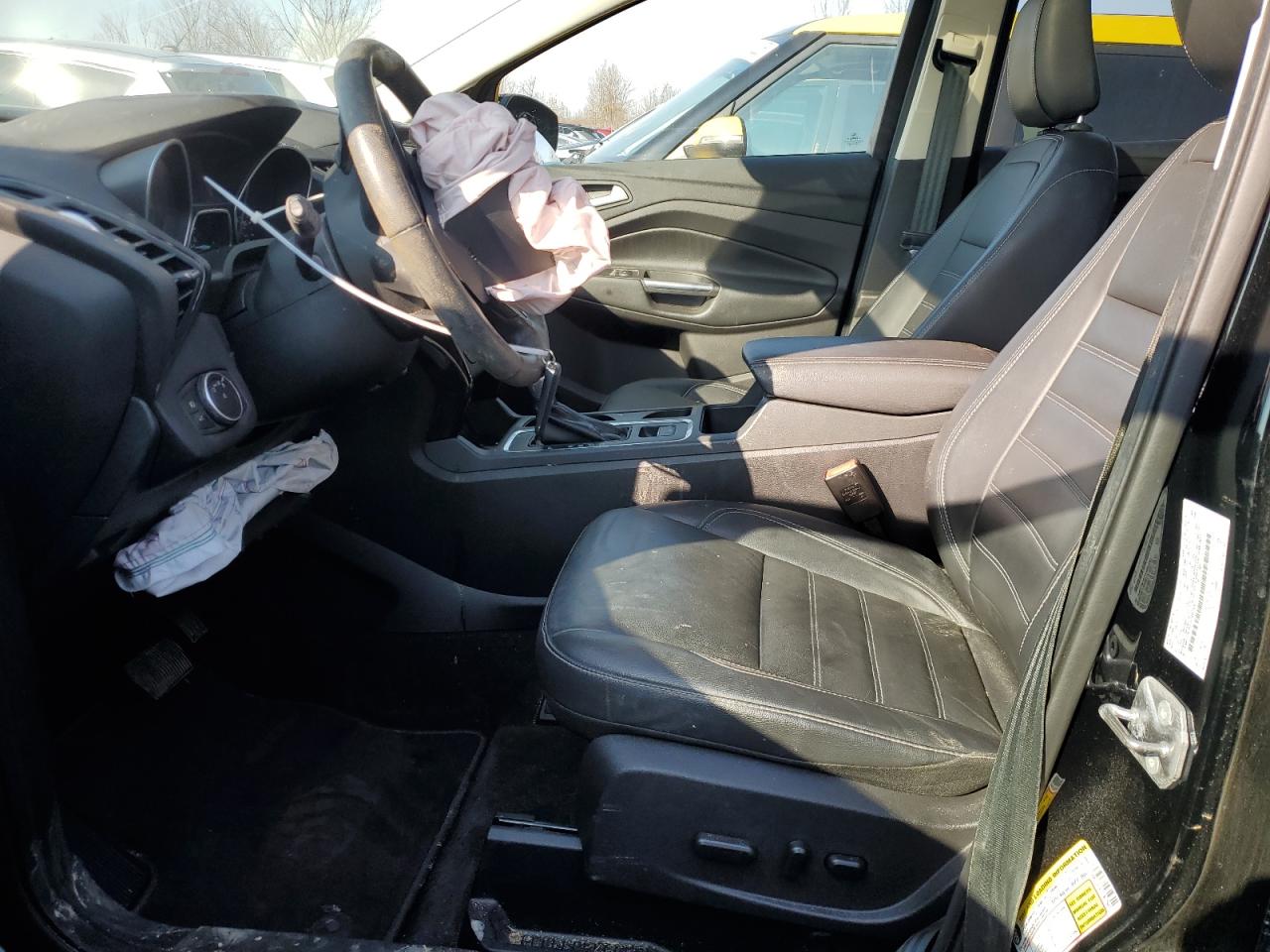 1FMCU9J91JUB07647 FORD ESCAPE 2018