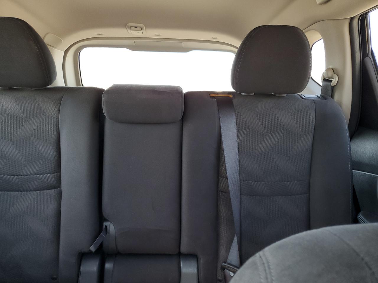 2015 Nissan Rogue - Image 10