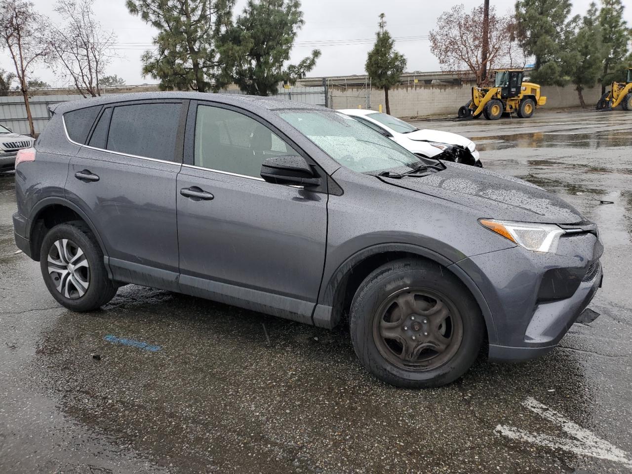 2018 Toyota RAV 4 - Image 4