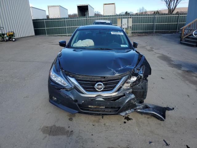  NISSAN ALTIMA 2017 Czarny