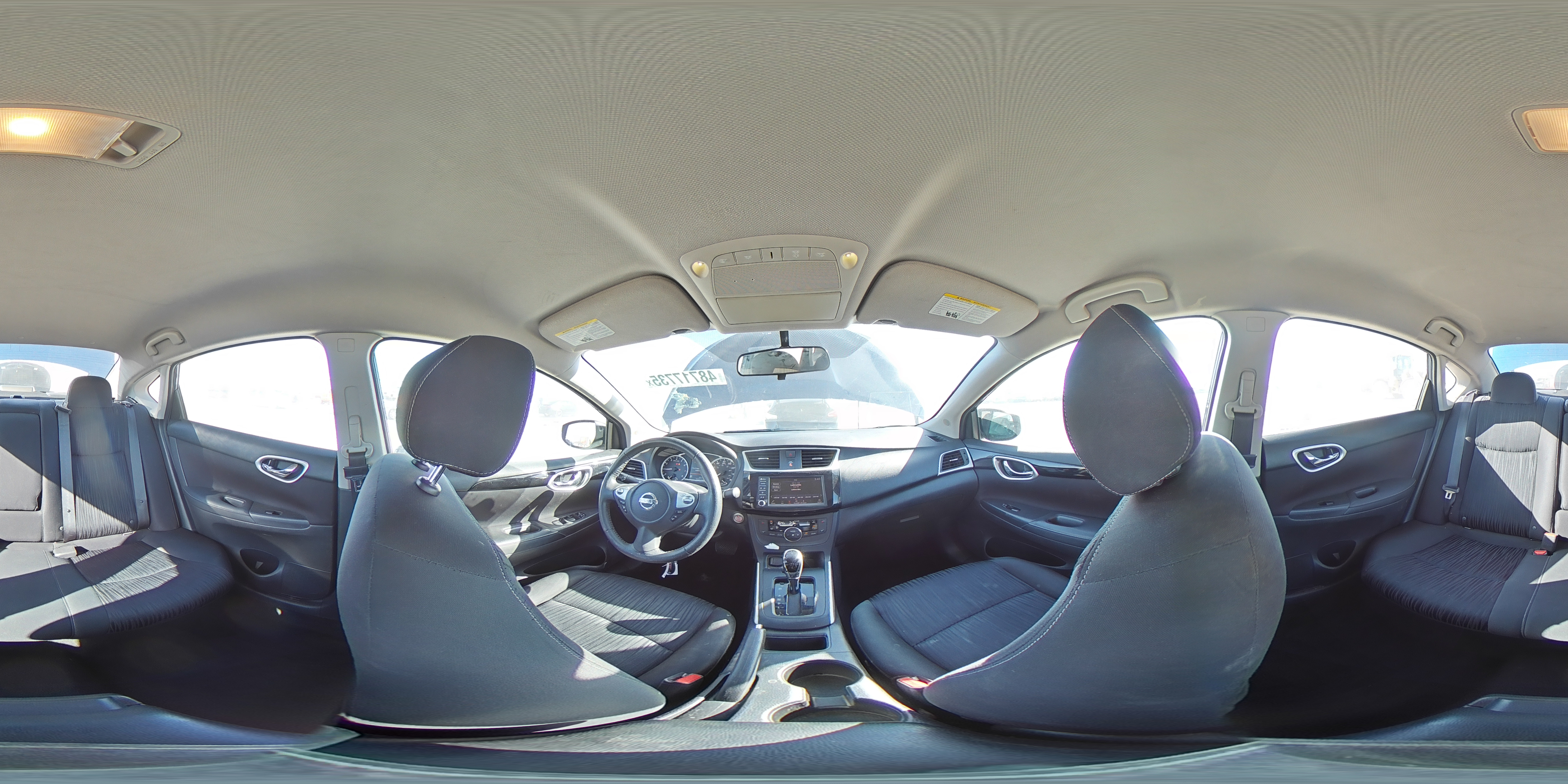 2019 Nissan Sentra - Image 15