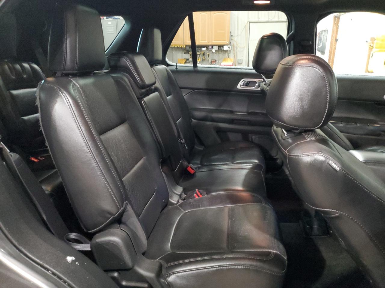 2011 Ford Explorer - Image 11