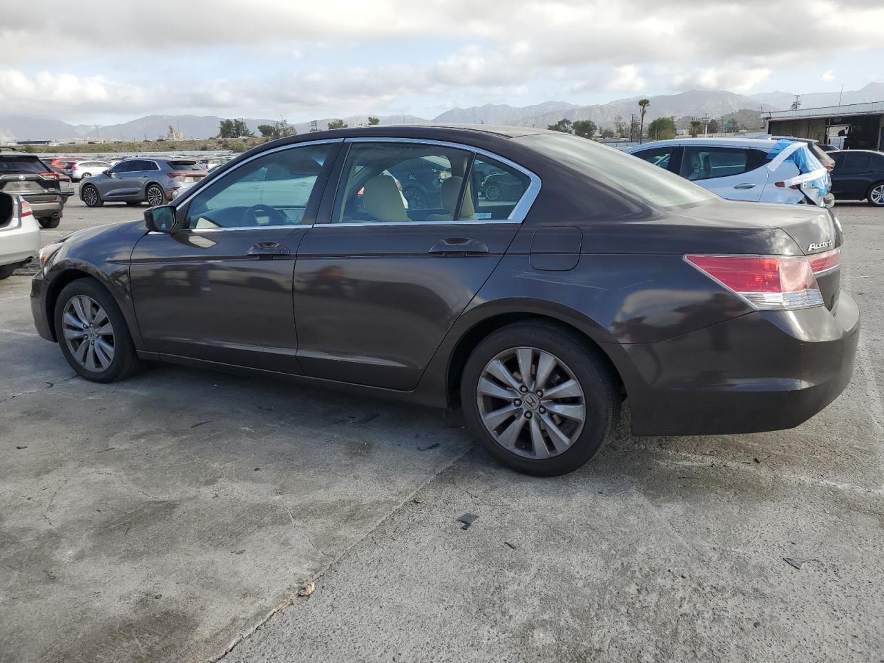 2011 Honda Accord - Image 2