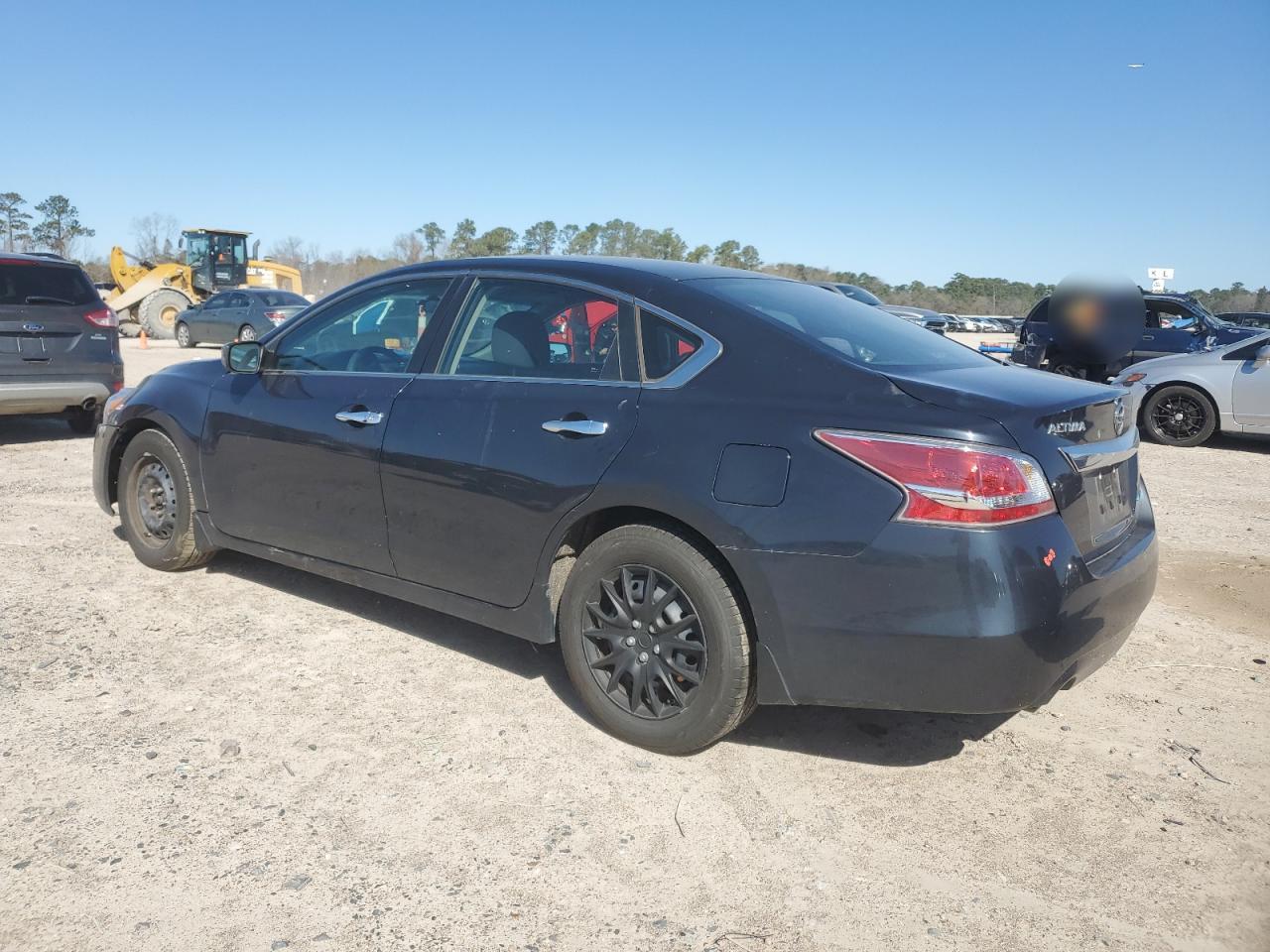 2014 Nissan Altima - Image 2