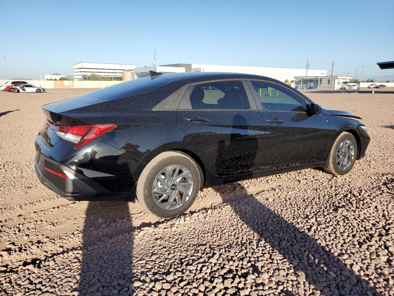 2024 Hyundai Elantra - Image 3