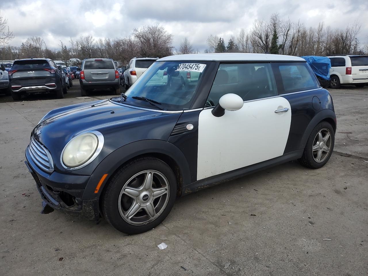 2008 MINI Cooper - Image 1
