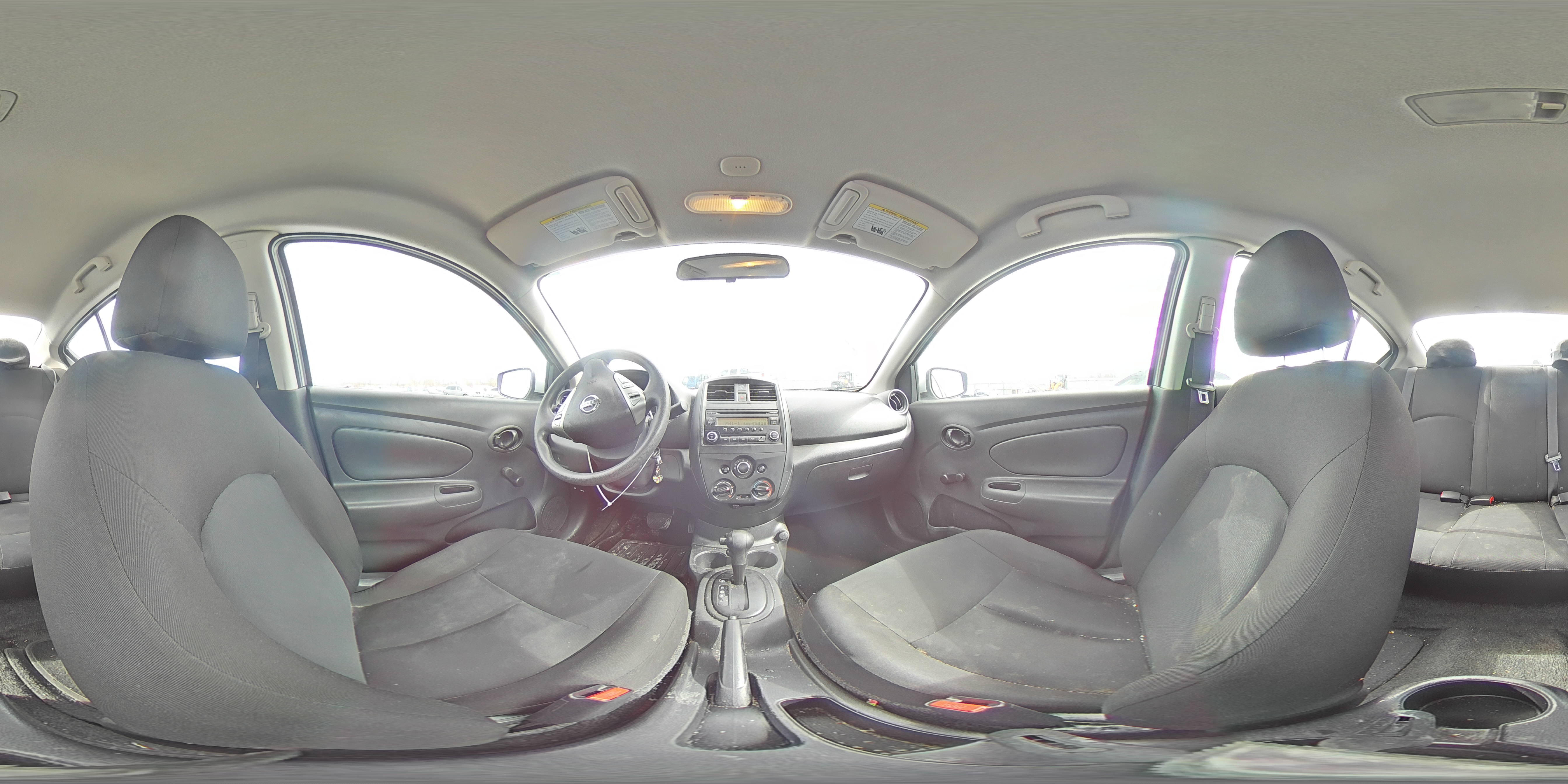 2018 Nissan Versa - Image 13