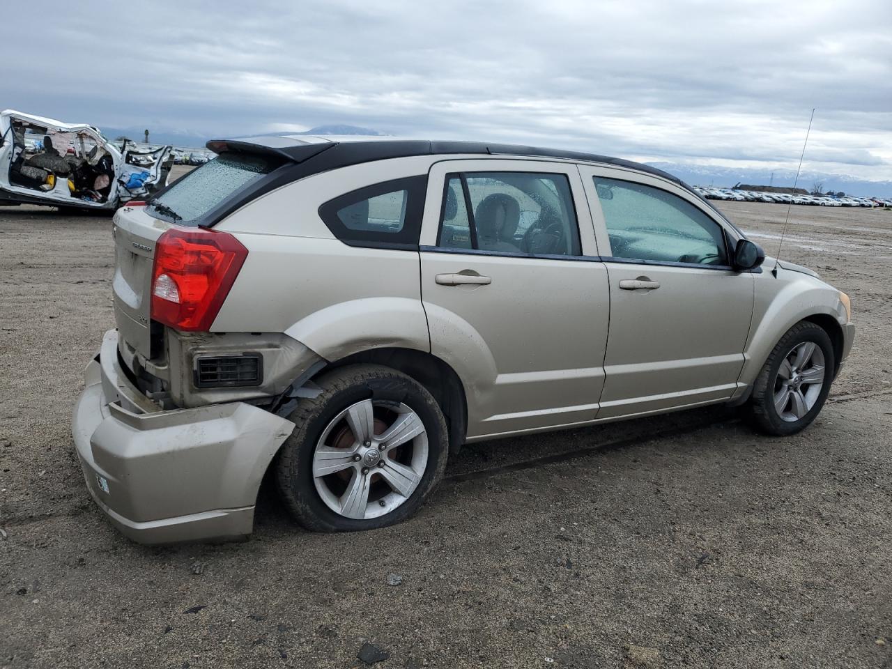 2010 Dodge Caliber - Image 3