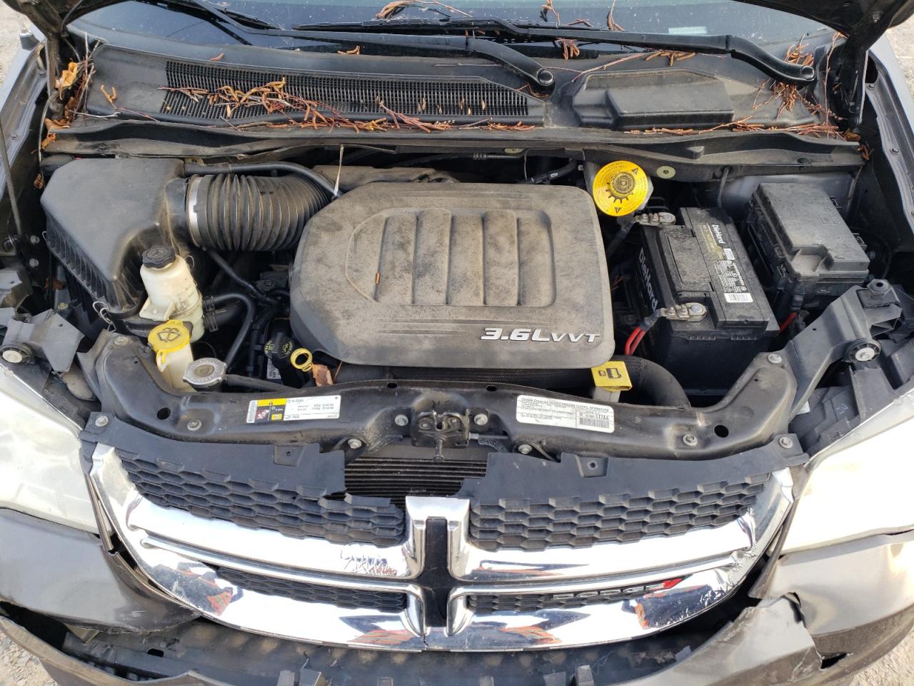 2015 Dodge Caravan - Image 12