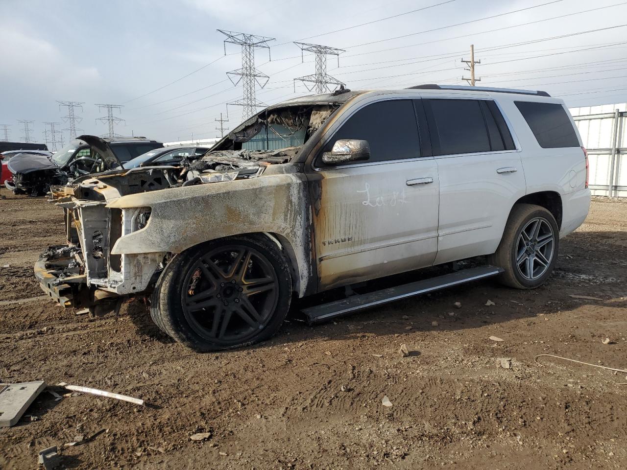 2019 Chevrolet Tahoe K1500 Premier for Sale in Elgin, IL - Burn - Engine