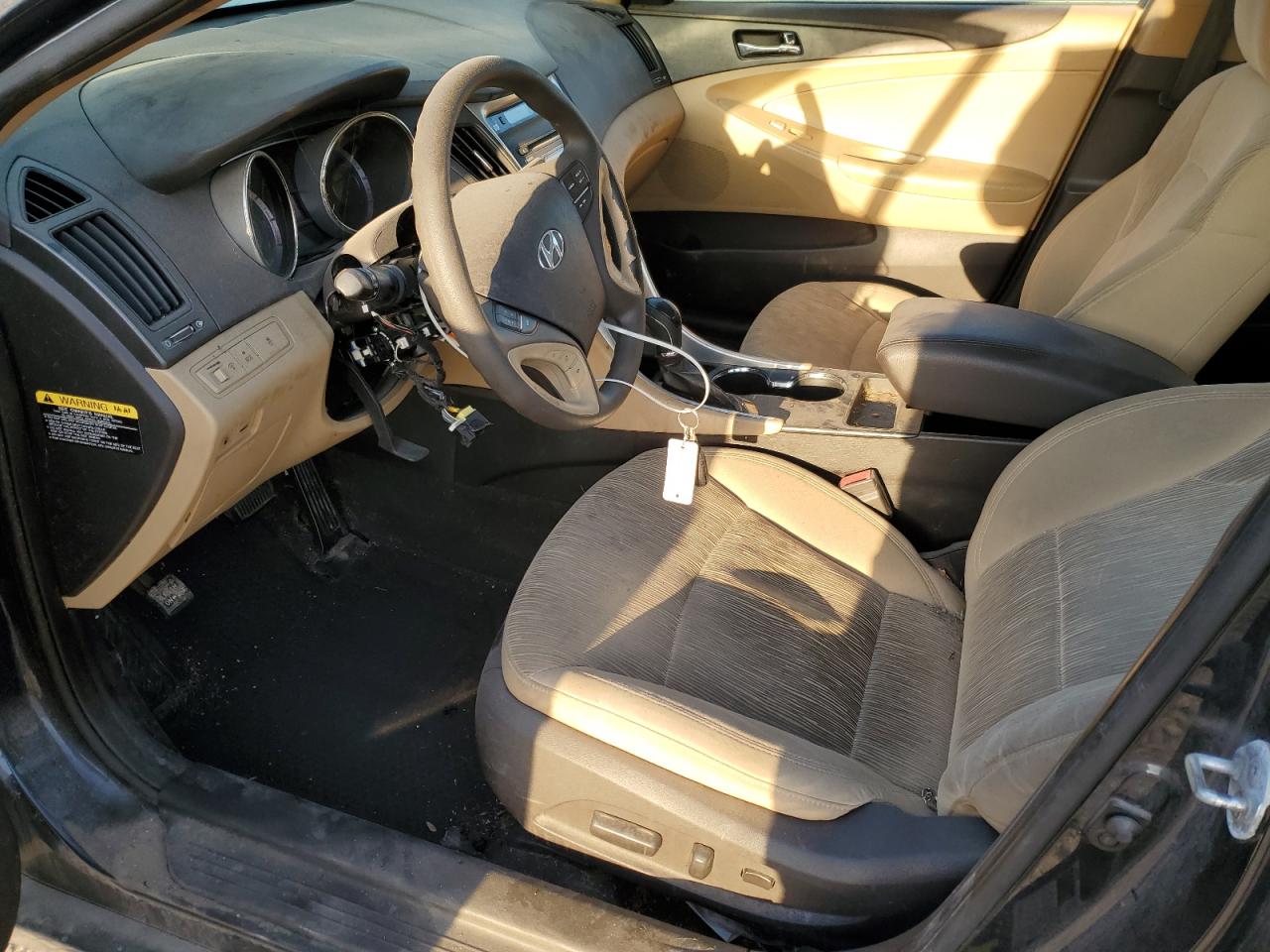 2012 Hyundai Sonata - Image 7