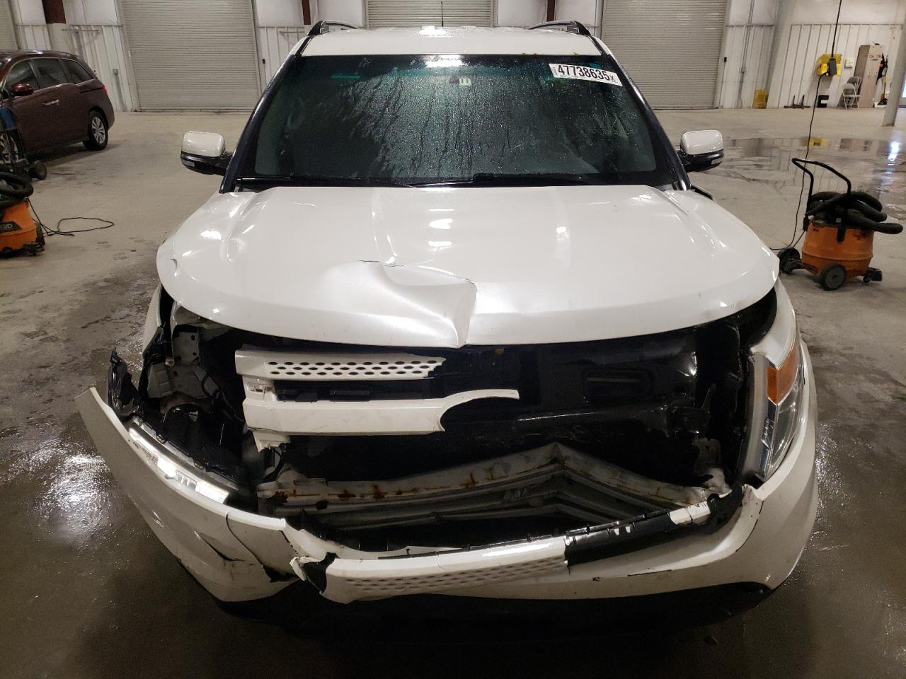 2014 Ford Explorer - Image 5