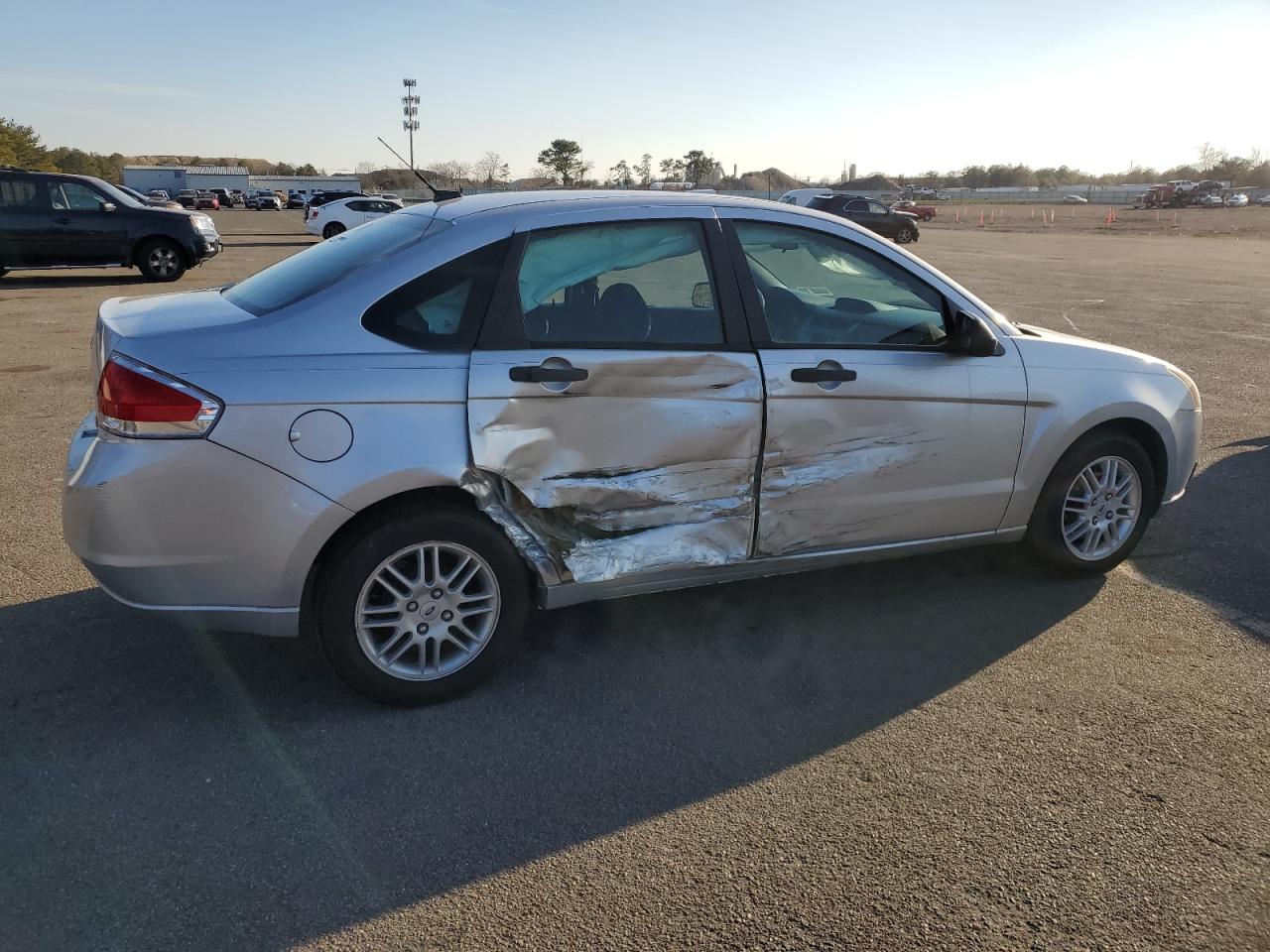 2010 Ford Focus - Image 3