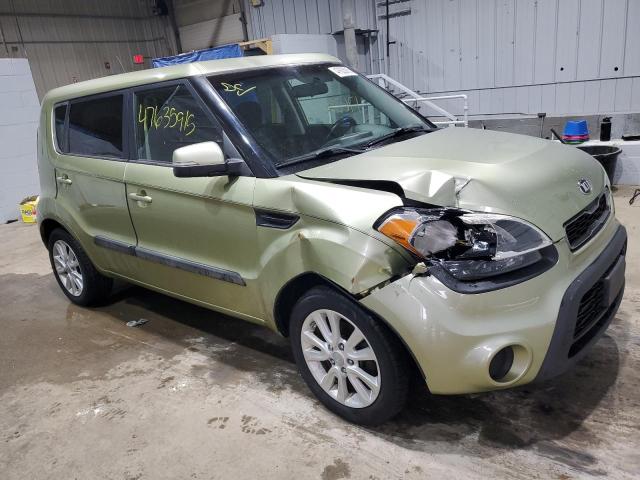  KIA SOUL 2013 Зеленый