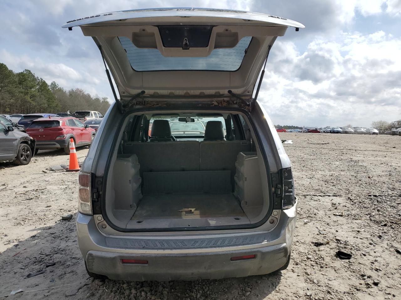2005 Chevrolet Equinox - Image 6