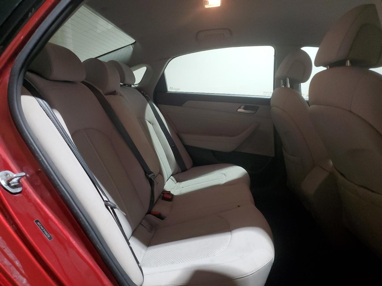 2015 Hyundai Sonata - Image 10