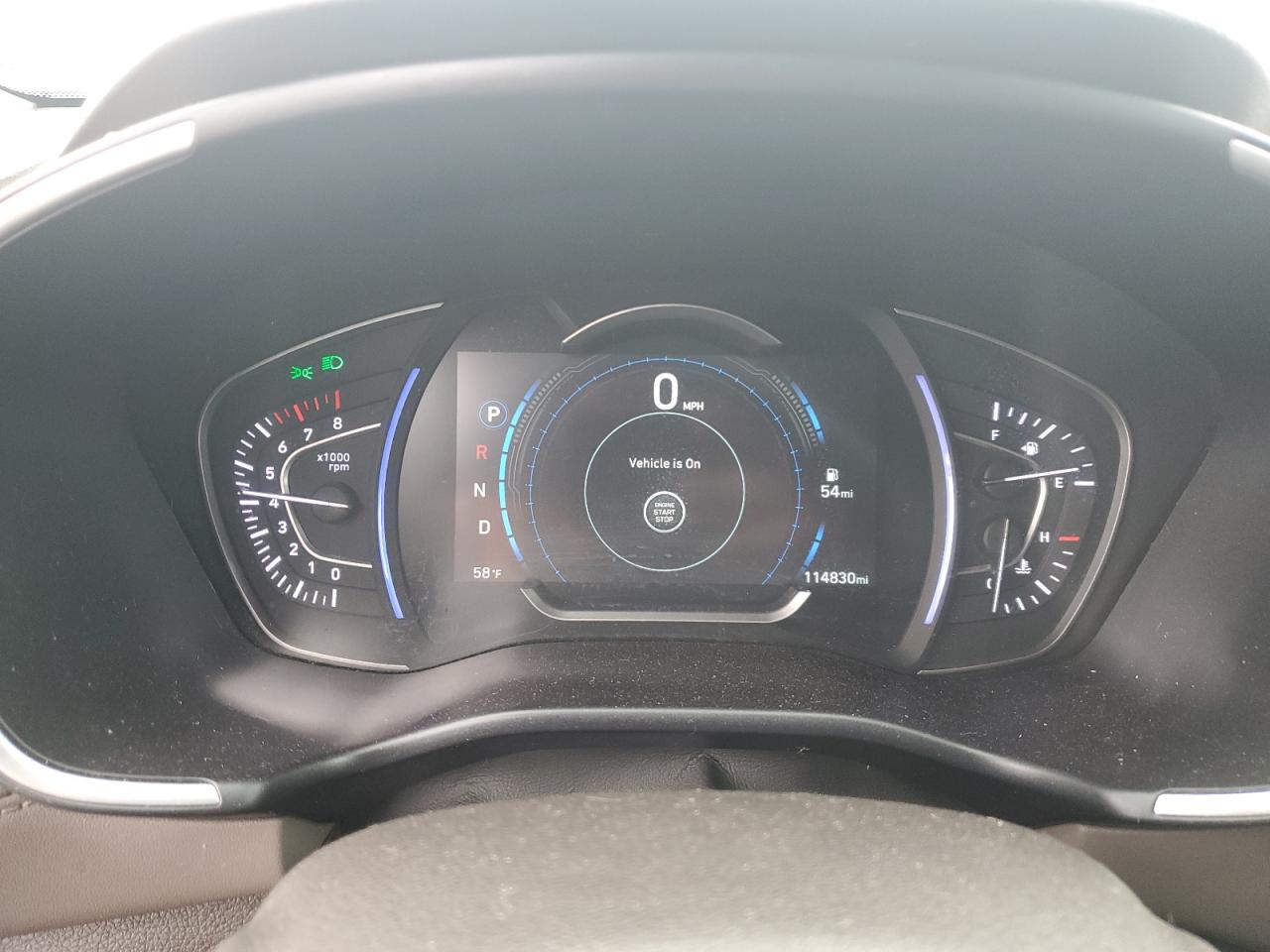 2020 Hyundai Santa Fe - Image 9