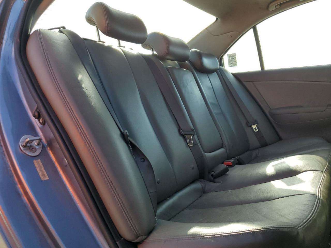 2009 Hyundai Sonata - Image 10