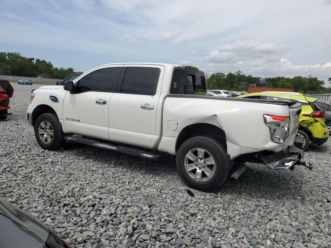 1N6AA1EJ2HN570490 NISSAN TITAN 2017