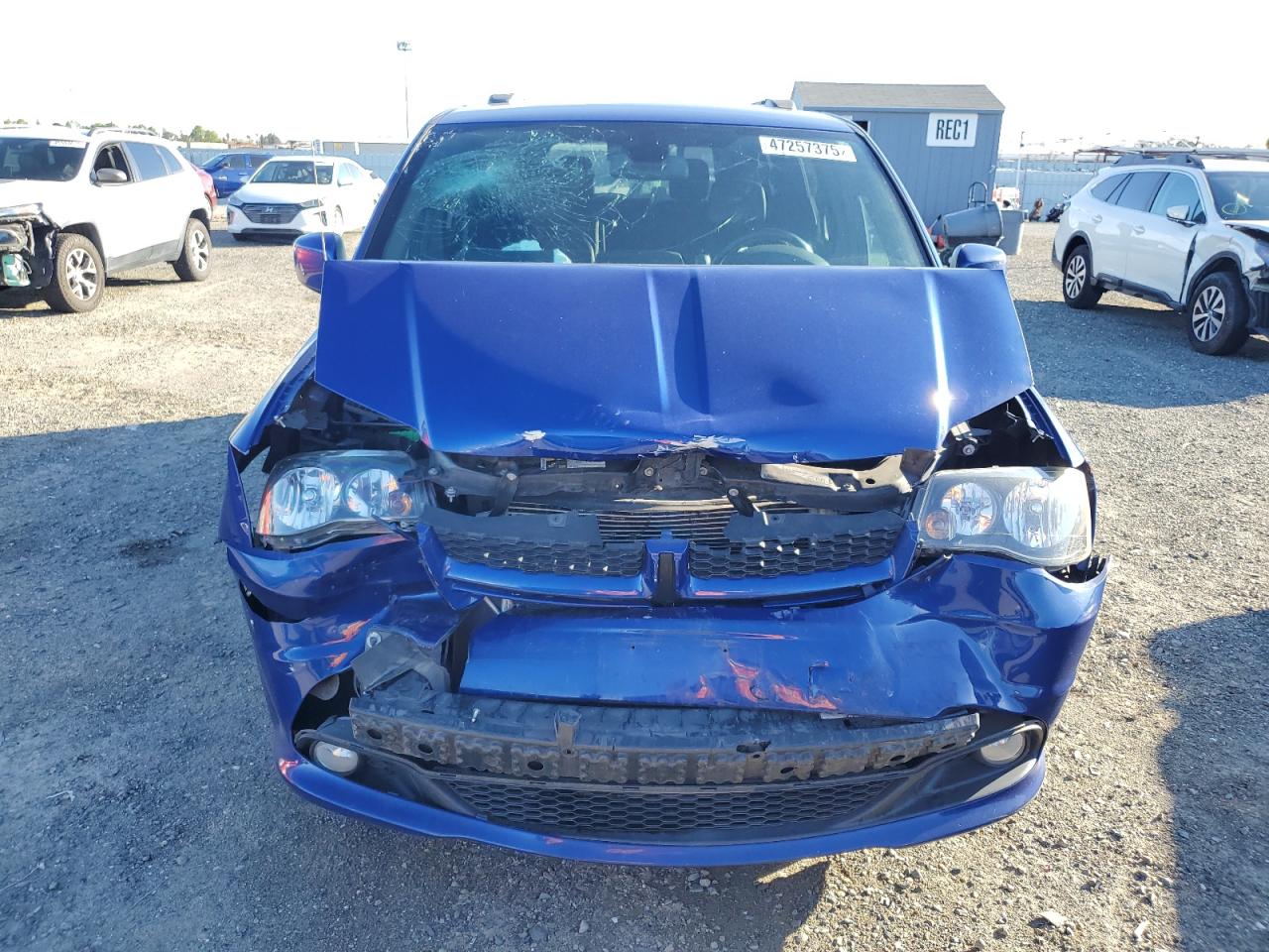 2019 Dodge Caravan - Image 5