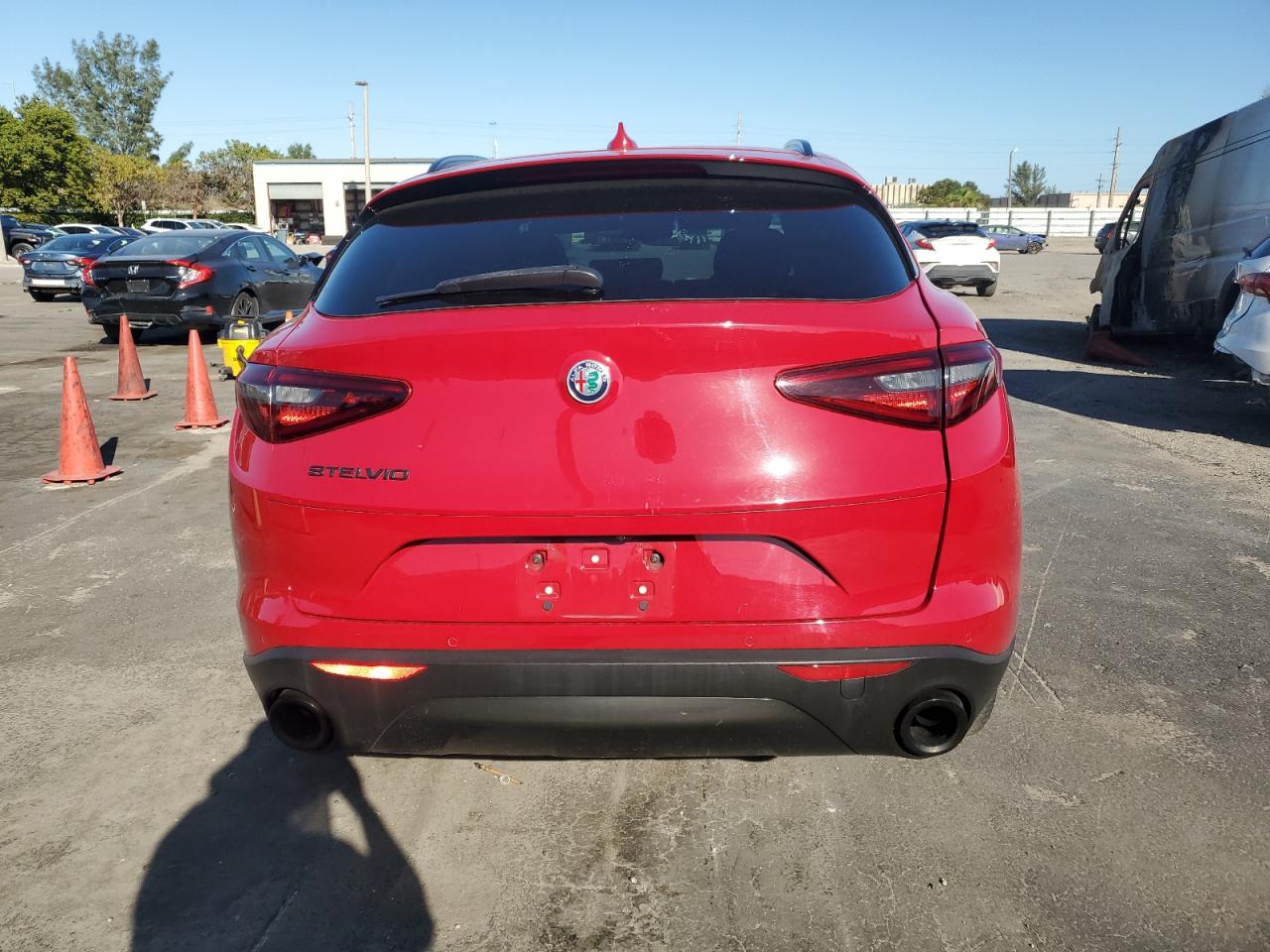 2020 Alfa Romeo Stelvio - Image 6