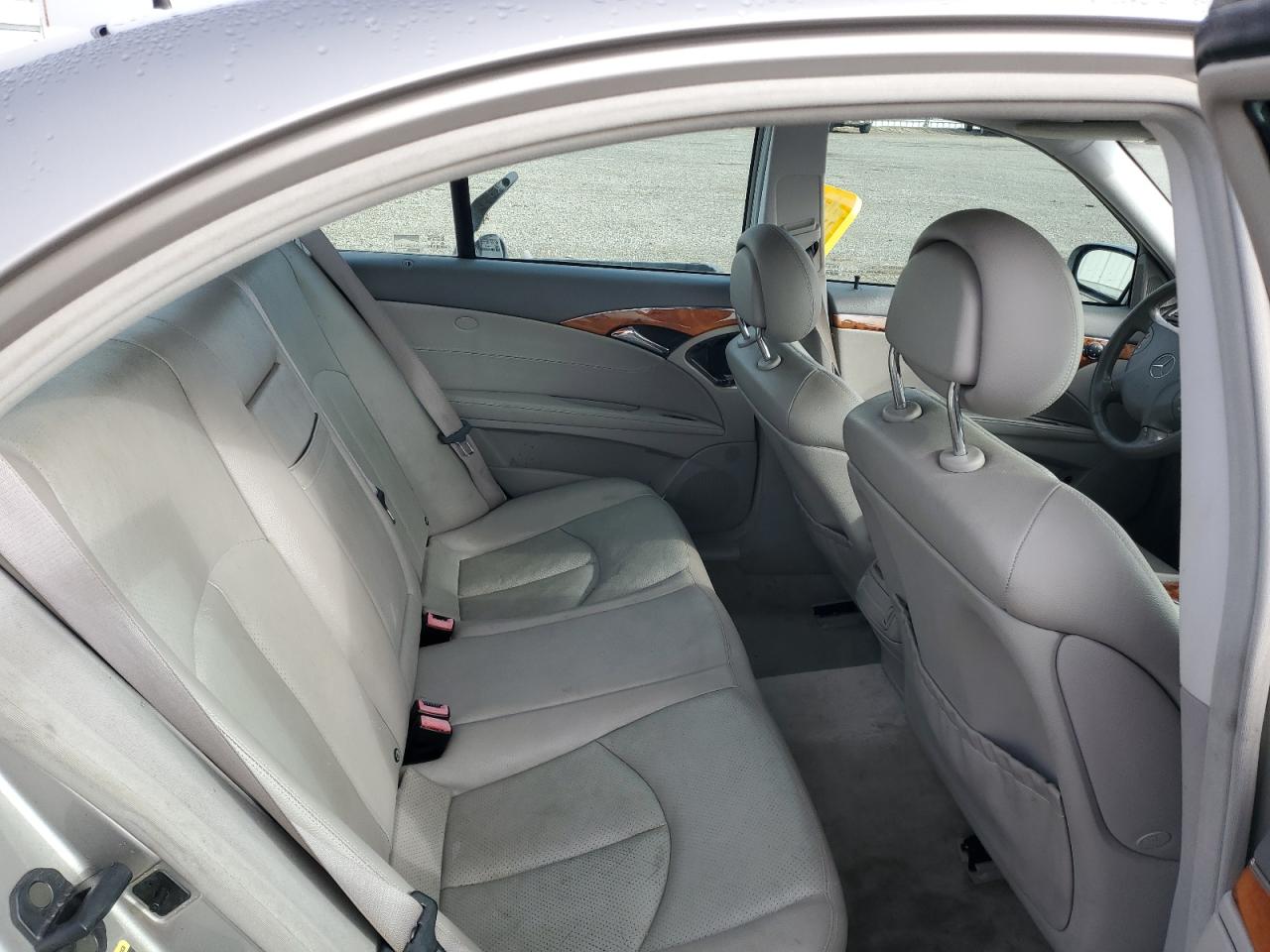 2004 Mercedes-Benz E-klasse - Image 10