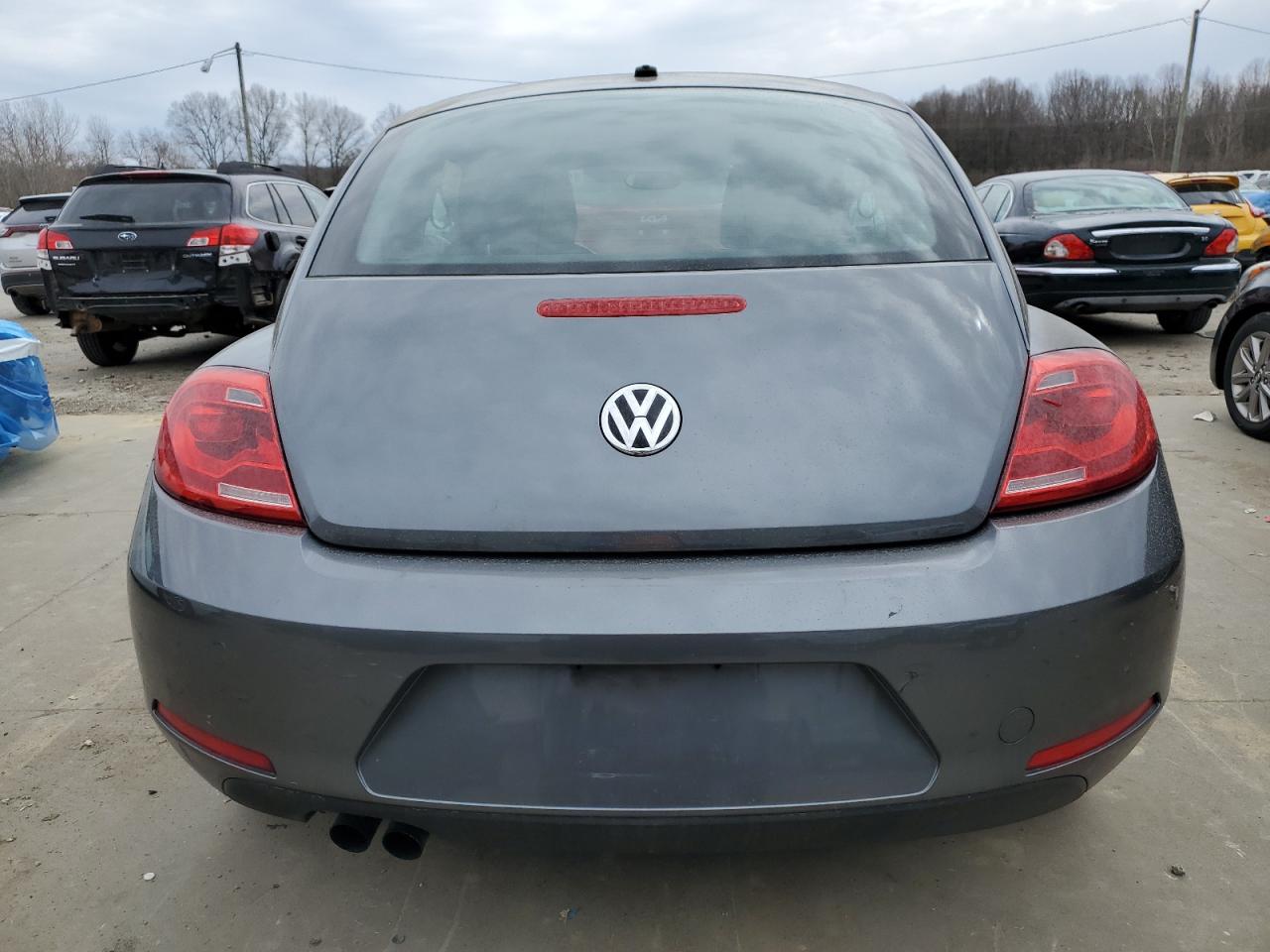 2014 Volkswagen Beetle - Image 6