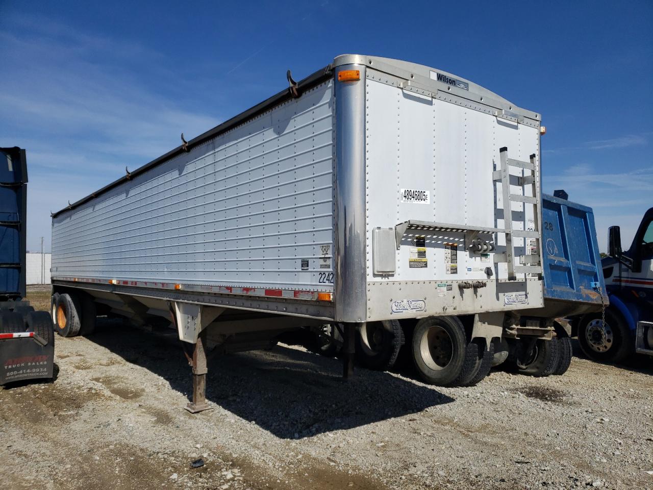 2005 Wilson Grain Trailer for Sale in Cicero, IN - Rear End