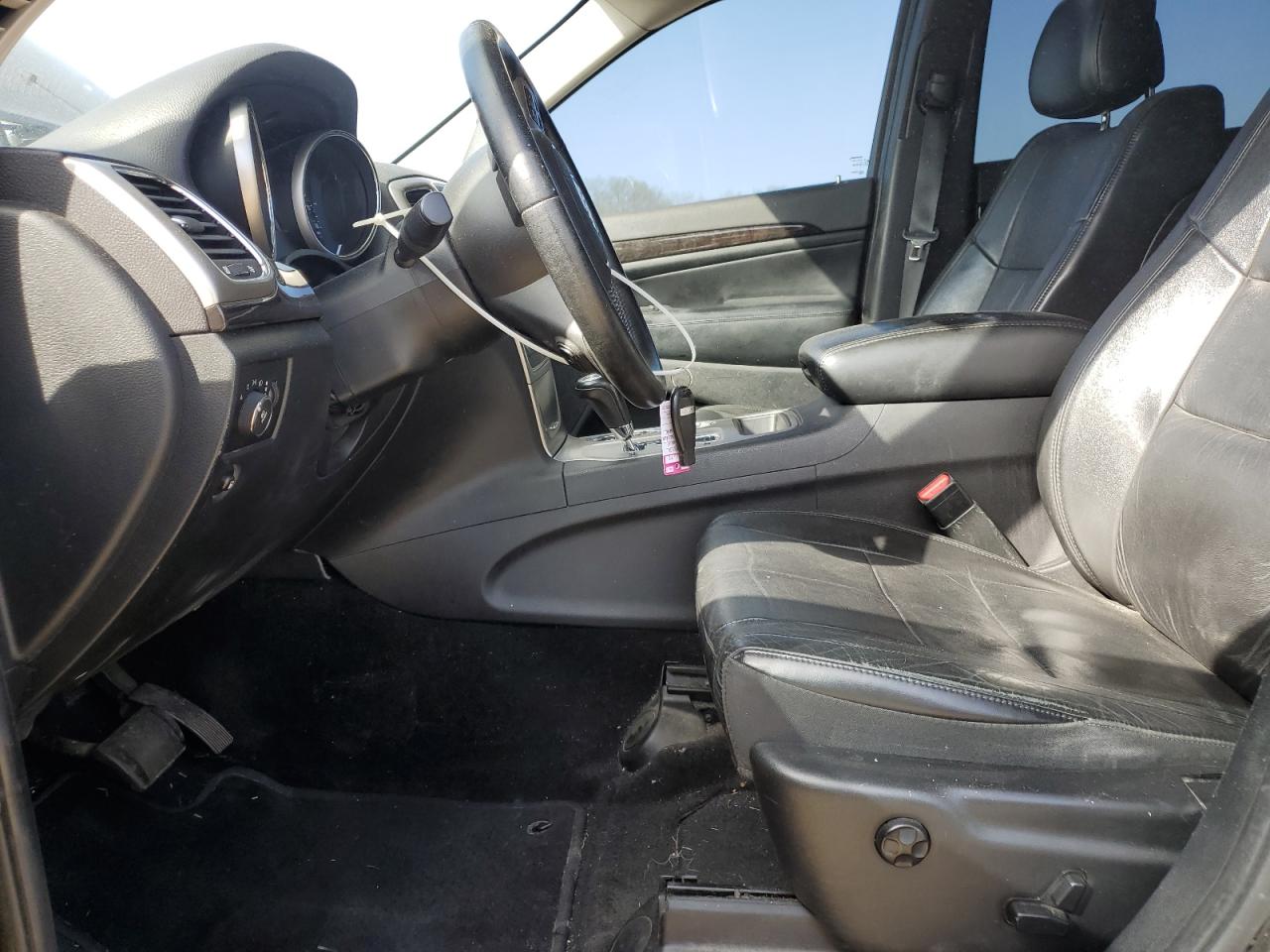 2012 Jeep Grand Cherokee - Image 7