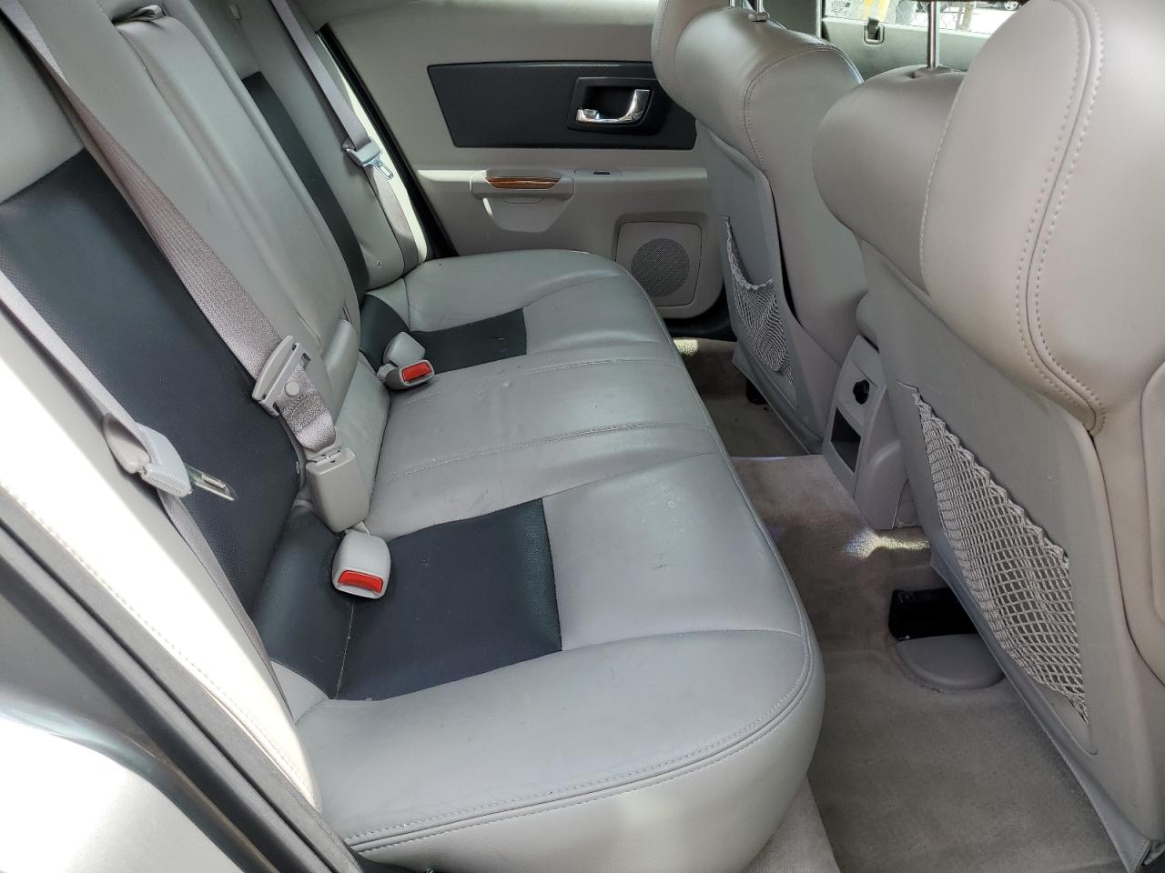 2004 Cadillac CTS - Image 10