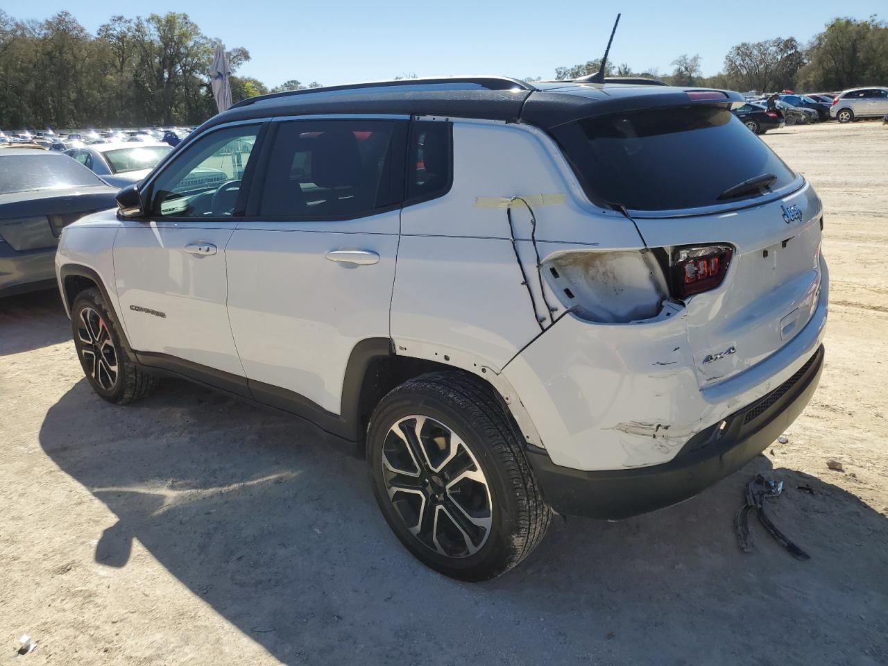 2022 Jeep Compass - Image 2