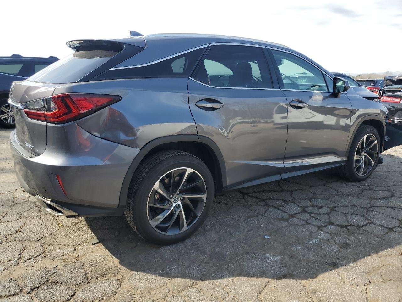 2018 Lexus RX - Image 3