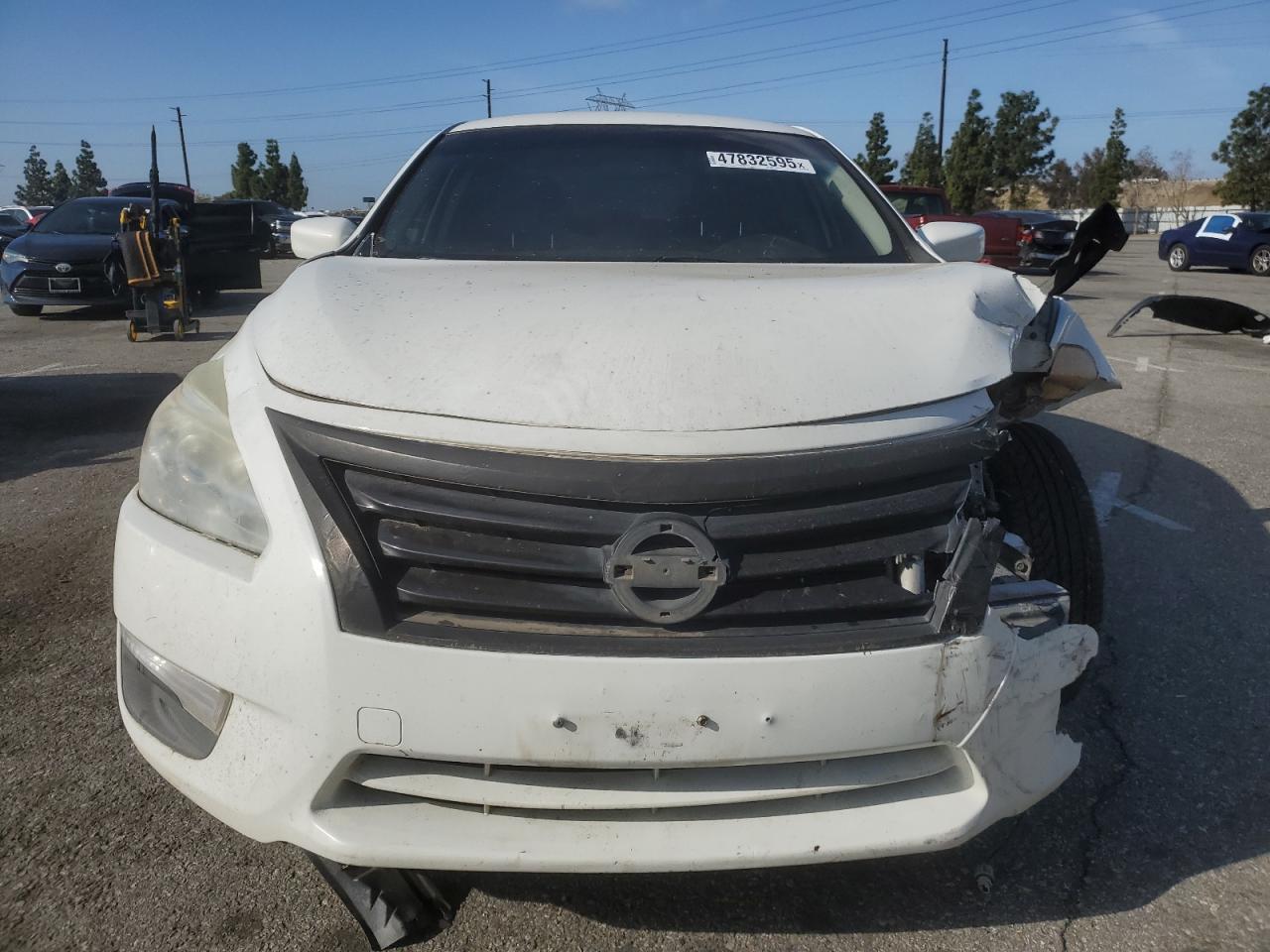 2015 Nissan Altima - Image 5