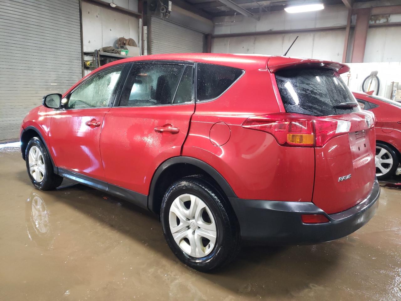 2015 Toyota RAV 4 - Image 2