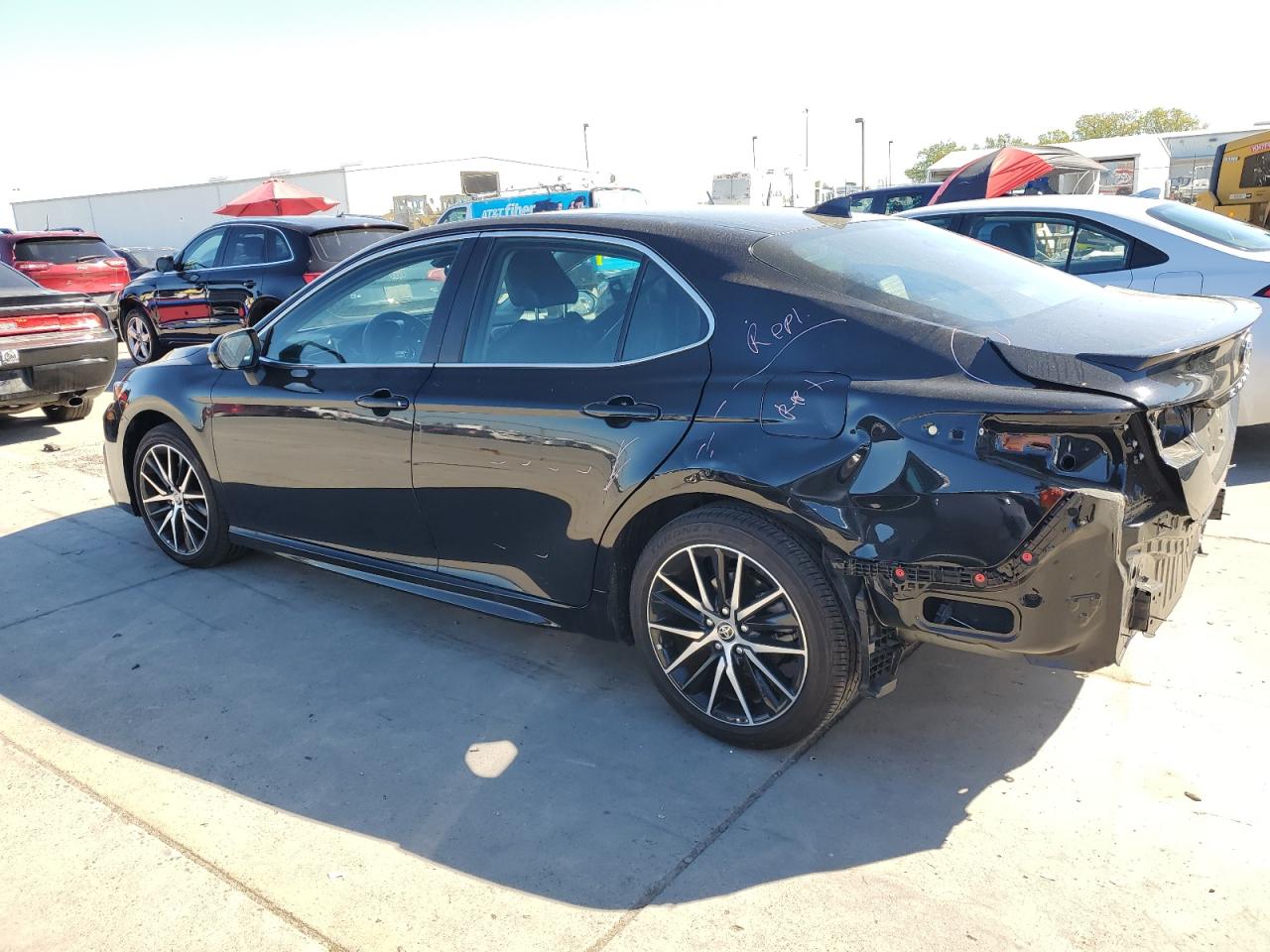 4T1G11AKXPU760260 TOYOTA CAMRY 2023